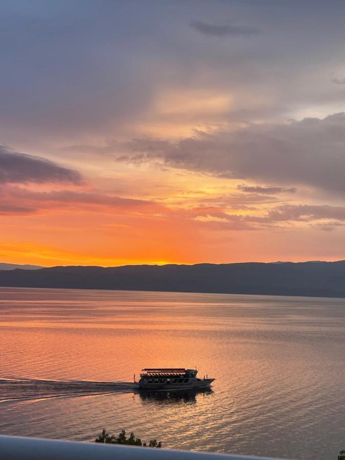 Lago Hotel Ohrid Exterior foto